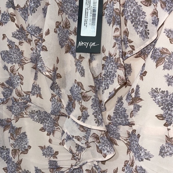 Nasty Gal Plant Stay Away Floral Mini Dress Sz. 10 NWT - Picture 11 of 13